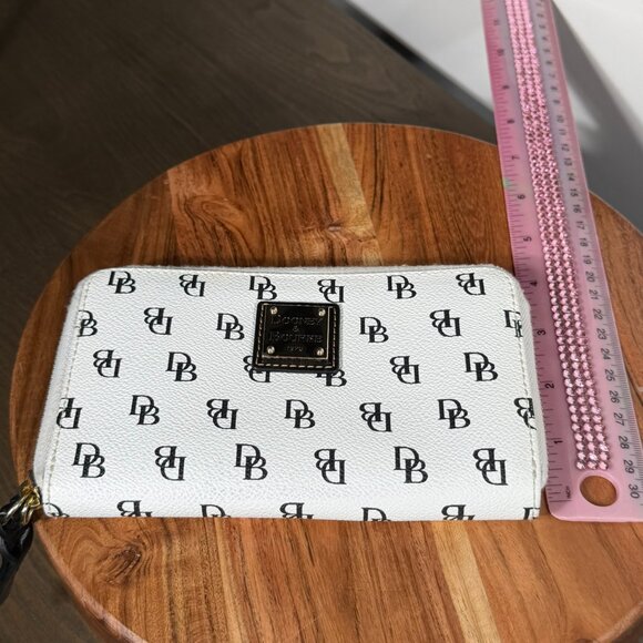 Dooney & Bourke Gretta Folded Zip Wristlet — White/Black Coated Canvas, EUC - Picture 10 of 10